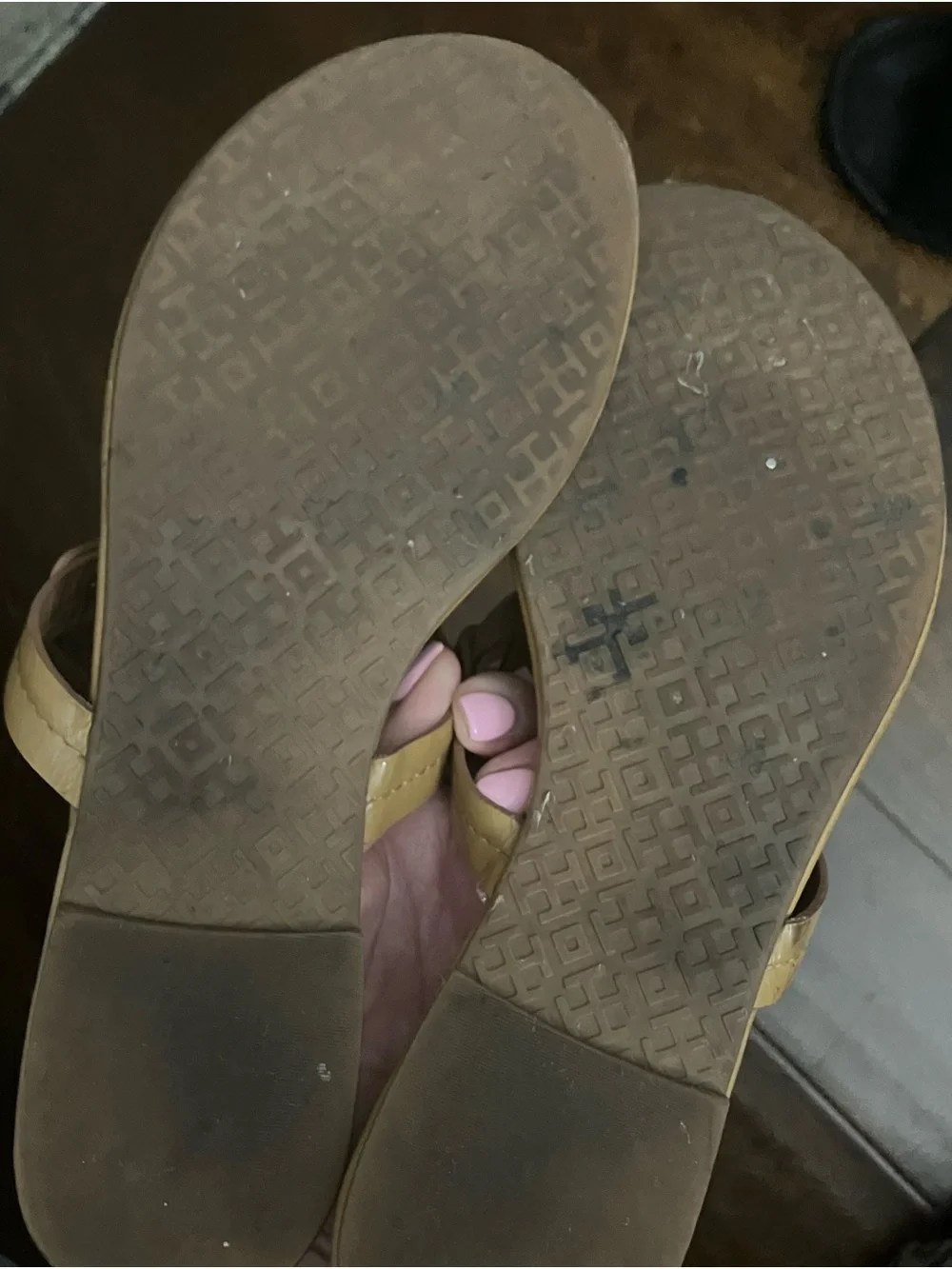 Tory Burch Glossy Tan Logo Thong Sandals